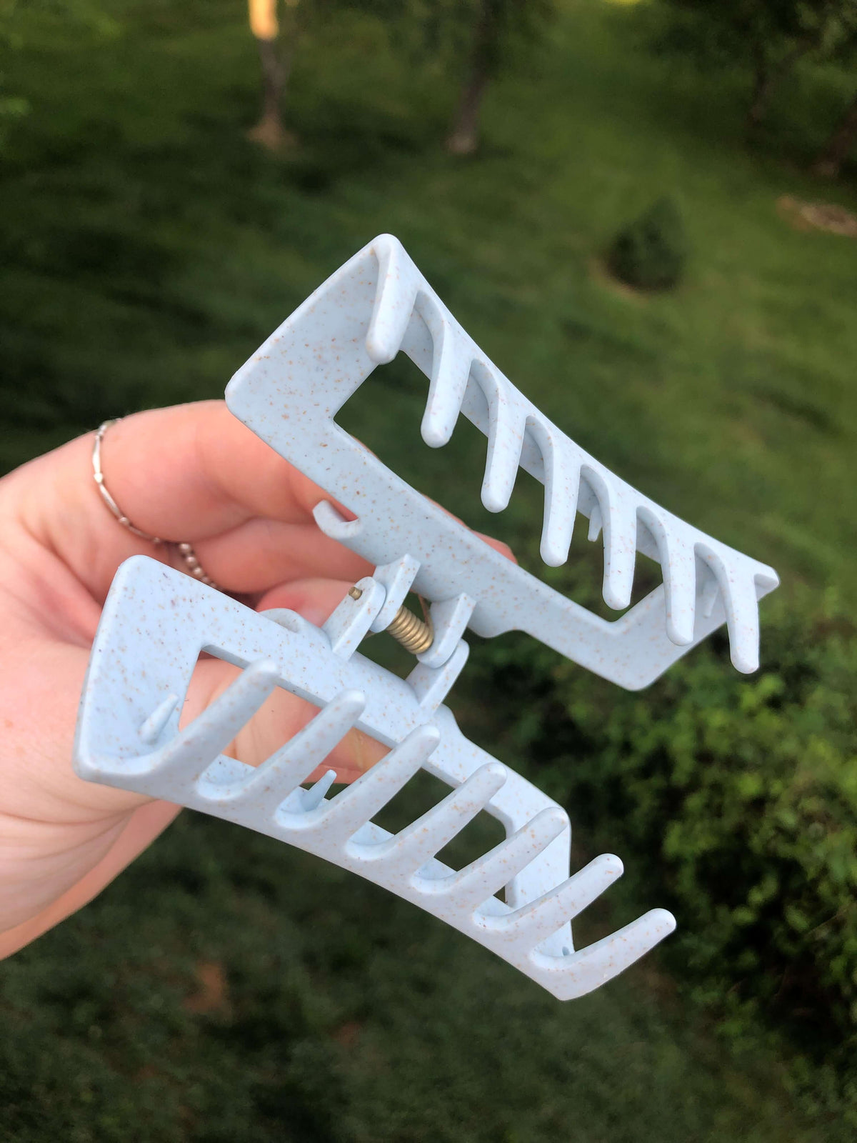 Baby Blue Claw Clip – Wonder Prints